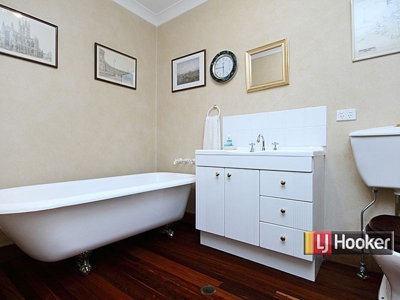 33 Wambool Street, Bulimba QLD 4171