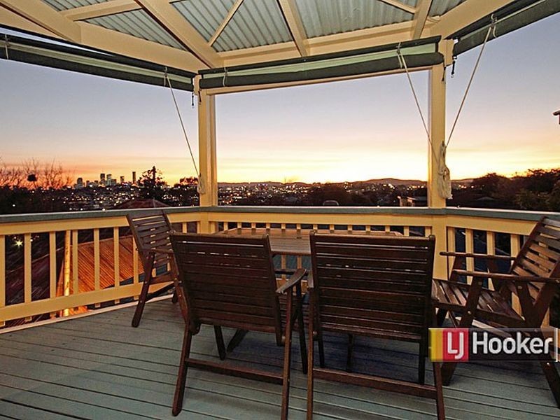 33 Wambool Street, Bulimba QLD 4171