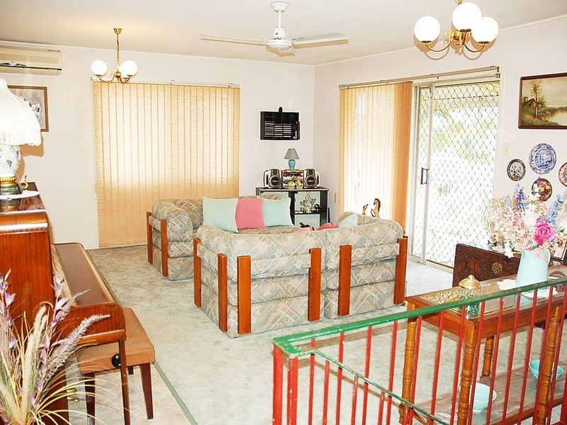 14 Linfield Street, Mansfield QLD 4122