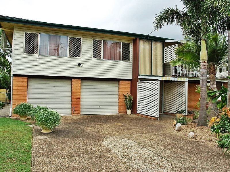 14 Linfield Street, Mansfield QLD 4122
