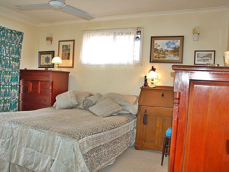 15 Bluebell  Street, Mansfield QLD 4122