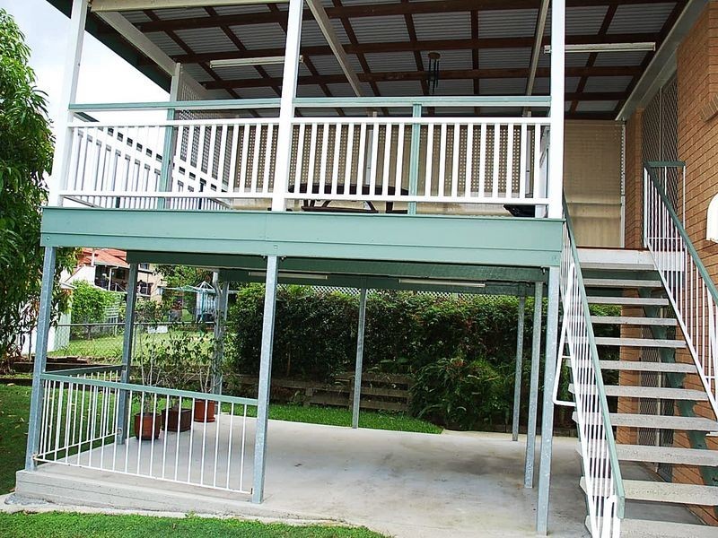 15 Bluebell  Street, Mansfield QLD 4122