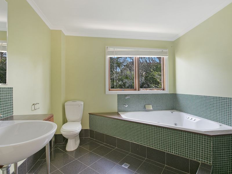 62 Stuart Street, Bulimba QLD 4171