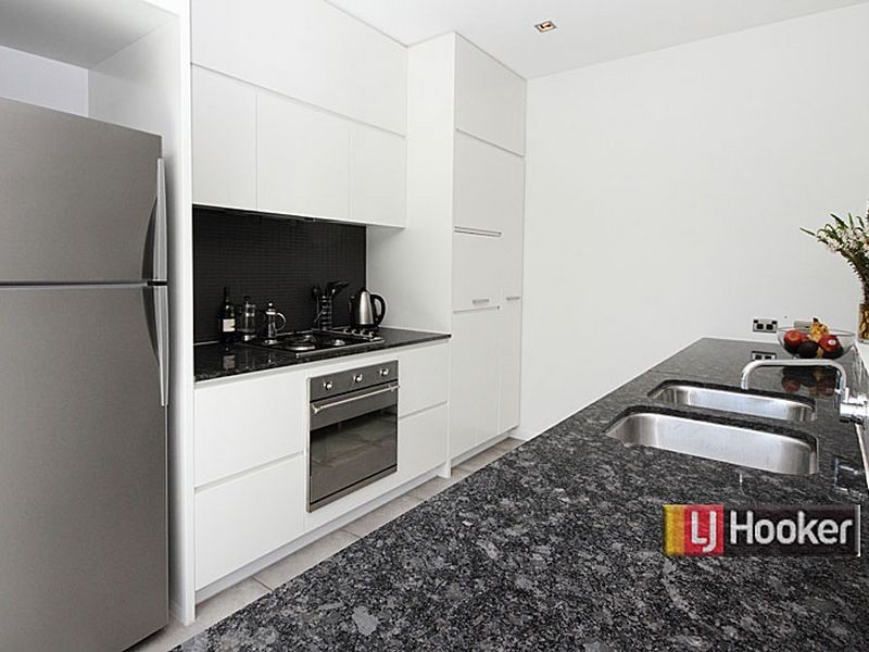 9 Edgewater Place, Bulimba QLD 4171