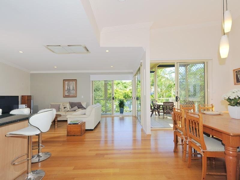 67 Henderson Street, Bulimba QLD 4171