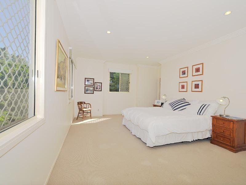 67 Henderson Street, Bulimba QLD 4171