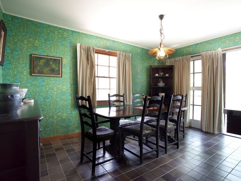 1 Cunningham Court, Mount Ommaney QLD 4074