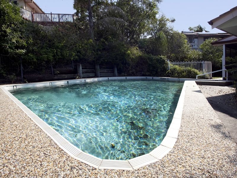 1 Cunningham Court, Mount Ommaney QLD 4074