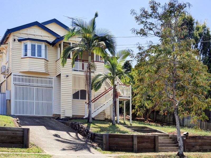 94 Kingsbury Street, Norman Park QLD 4170