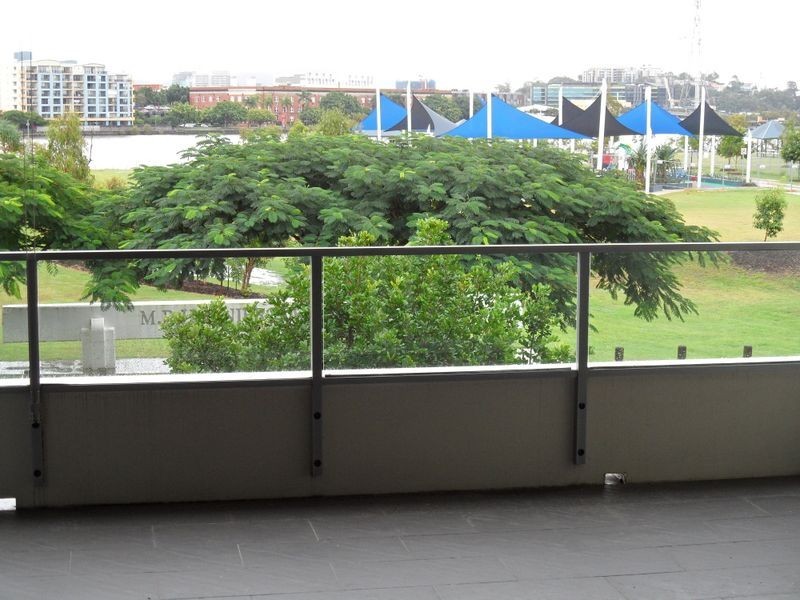 21/18 Riverbend Place, Bulimba QLD 4171