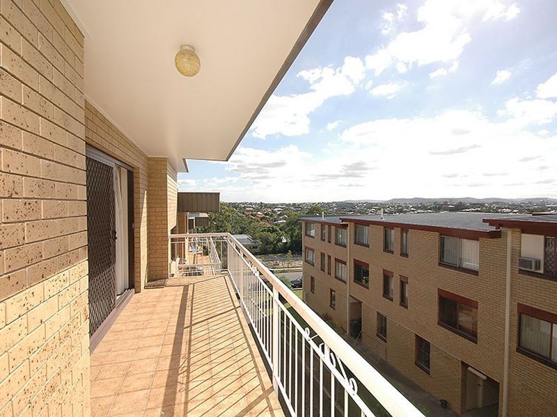Coorparoo QLD 4151