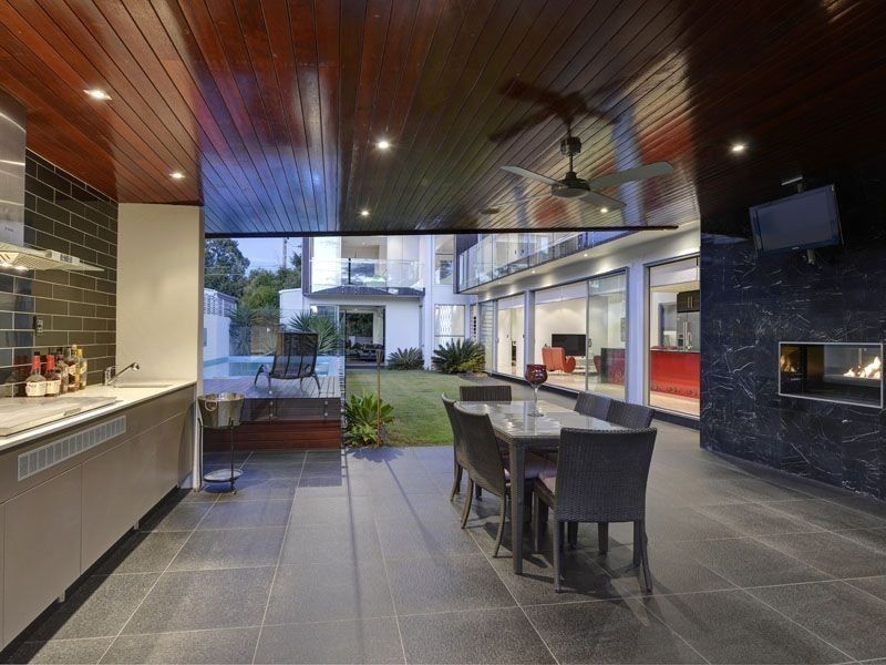 32 Banya Street, Bulimba QLD 4171