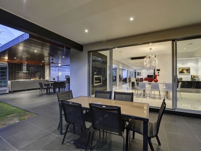 32 Banya Street, Bulimba QLD 4171