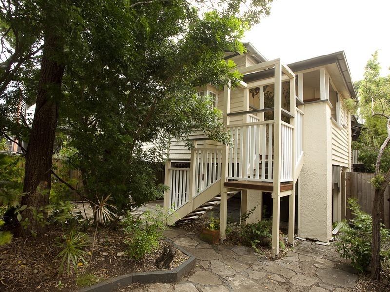 266 Riding Road, Balmoral QLD 4171