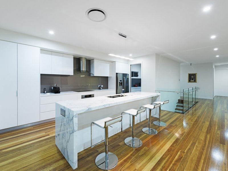 36 Byron Street, Bulimba QLD 4171