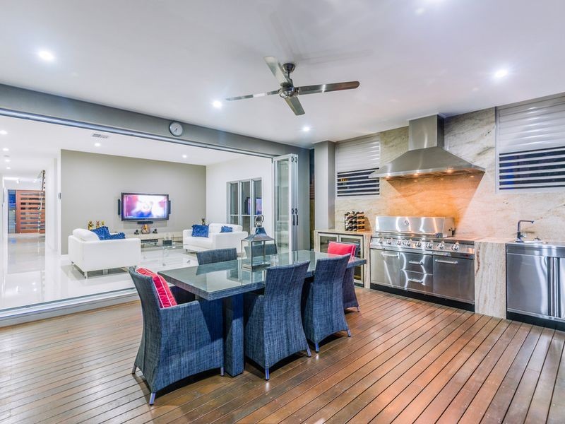 36 Byron Street, Bulimba QLD 4171