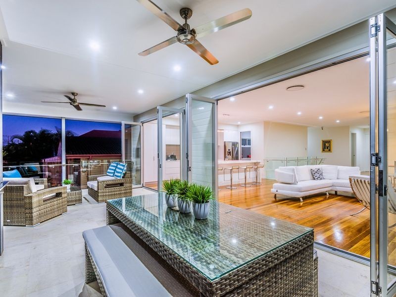 36 Byron Street, Bulimba QLD 4171