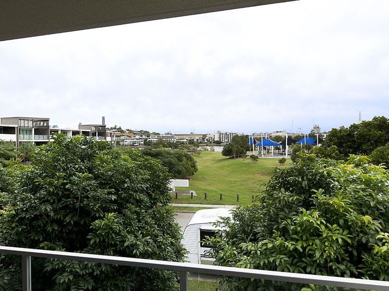 22/18 Riverbend Place, Bulimba QLD 4171