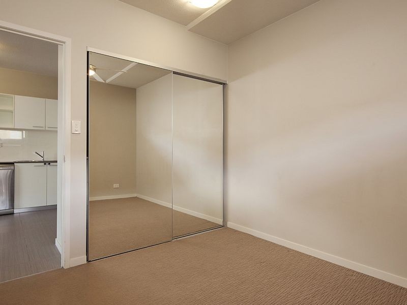 25/70 Love Street, Bulimba QLD 4171