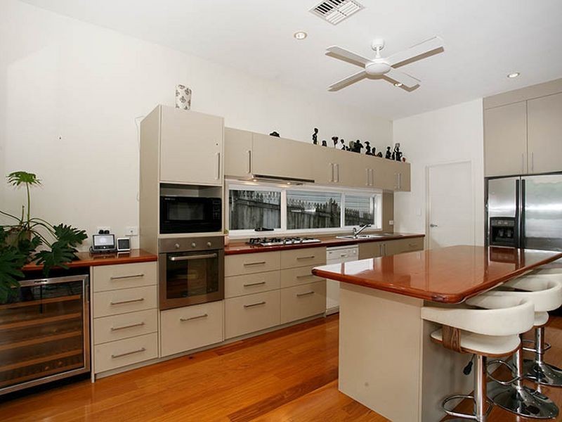 20 Thompson Street, Bulimba QLD 4171