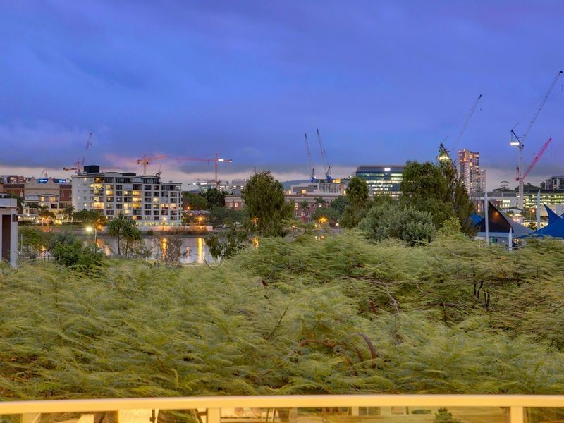 19/18 Riverbend Place, Bulimba QLD 4171