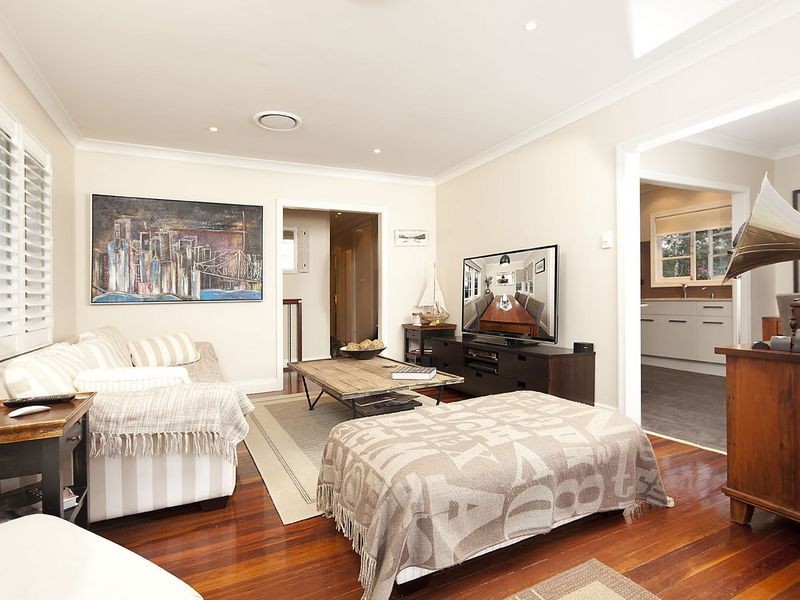 10 Bernecker Street, Carina QLD 4152