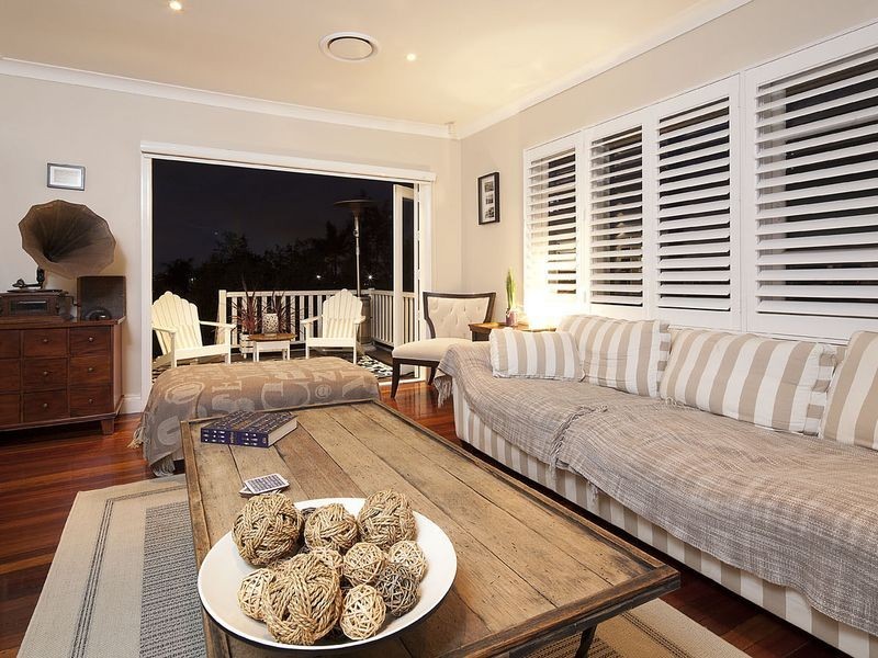 10 Bernecker Street, Carina QLD 4152