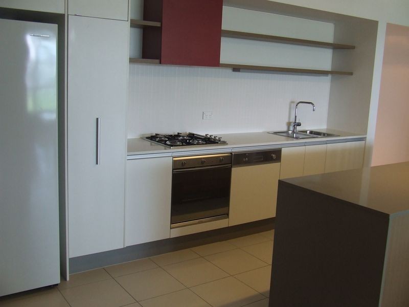 131/16 Waterline Crescent, Bulimba QLD 4171