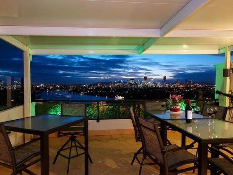 13/24 Philip Street, Hawthorne QLD 4171