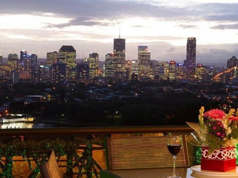 13/24 Philip Street, Hawthorne QLD 4171