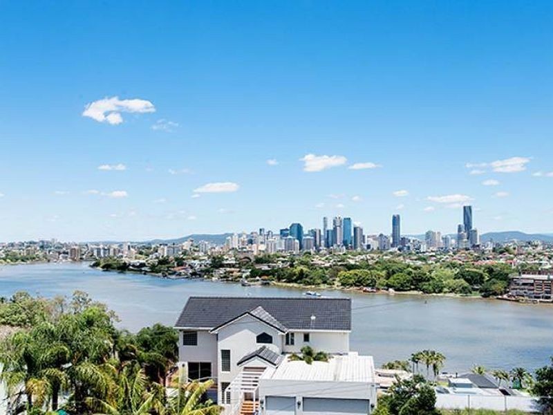 13/24 Philip Street, Hawthorne QLD 4171