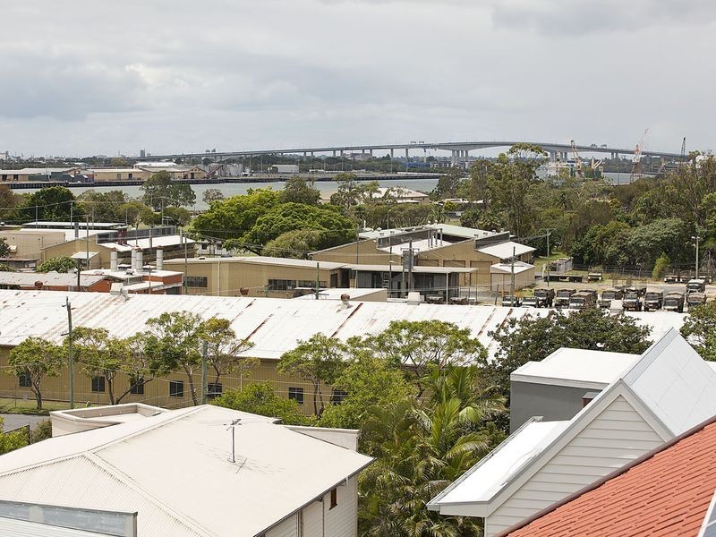 21 Wordsworth Street, Bulimba QLD 4171