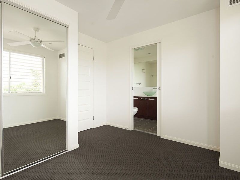 2/414 Hawthorne Road, Bulimba QLD 4171