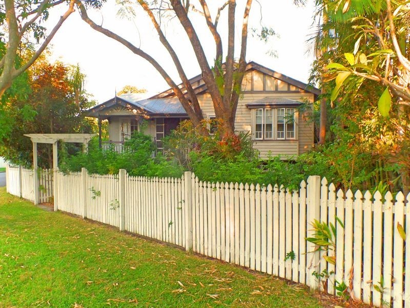 58 Uhlmann Street, Hawthorne QLD 4171