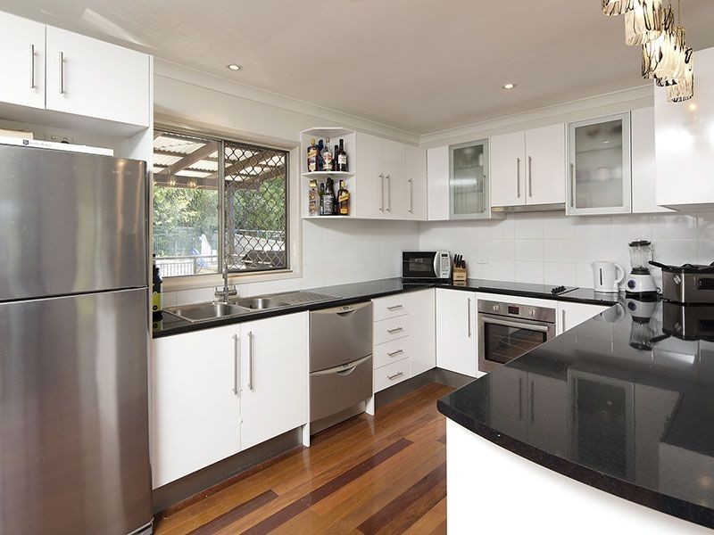 53 Messines Ridge Road, Tarragindi QLD 4121