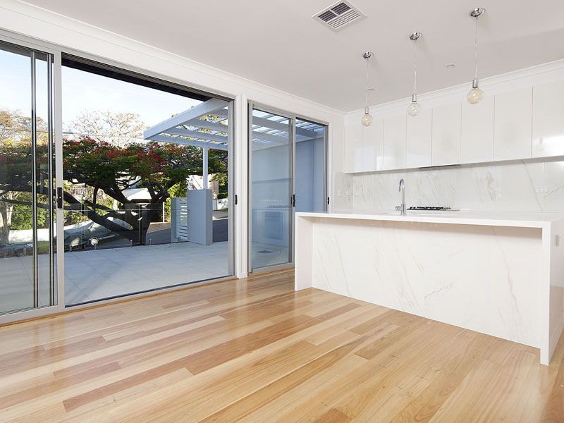 42 Philip Street, Hawthorne QLD 4171