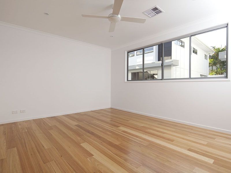 42 Philip Street, Hawthorne QLD 4171