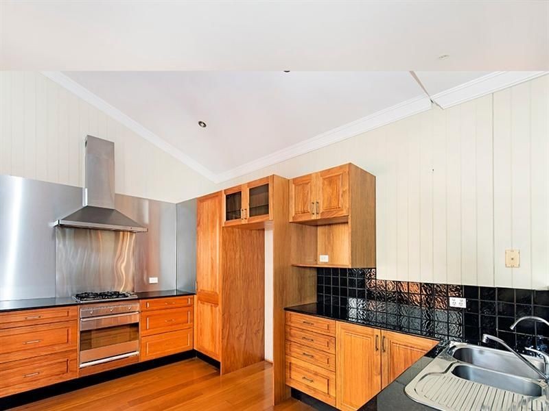 44 Riddell Street, Bulimba QLD 4171