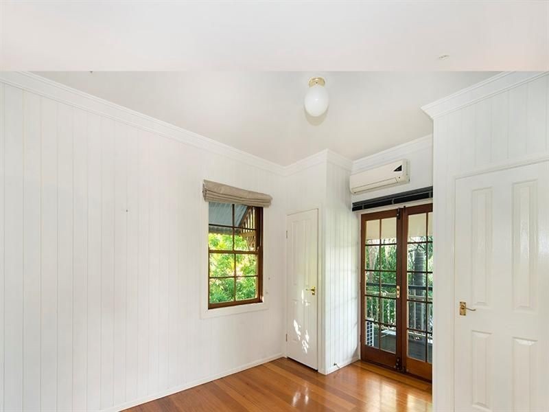 44 Riddell Street, Bulimba QLD 4171