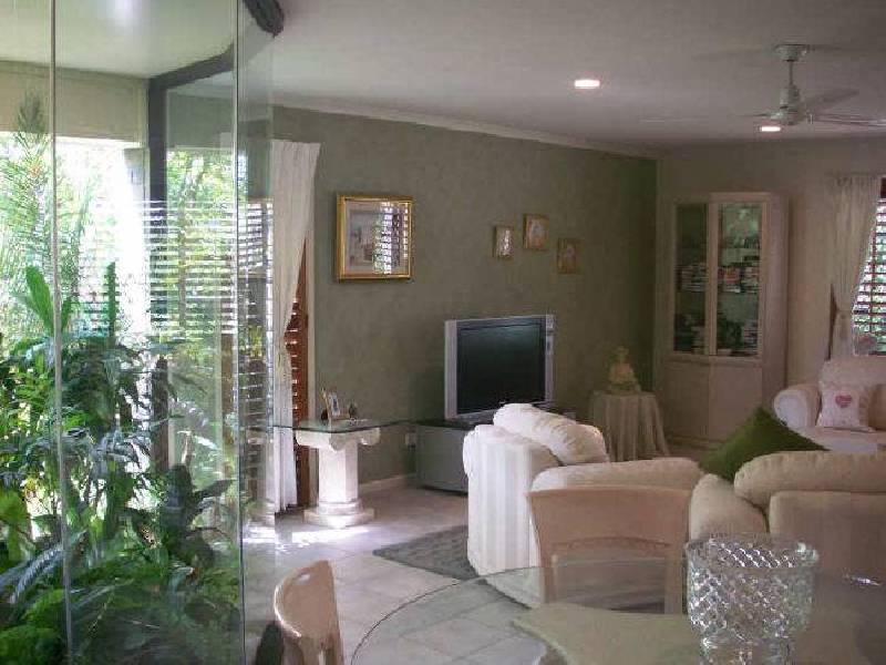 38 Banwell Crescent, Carindale QLD 4152