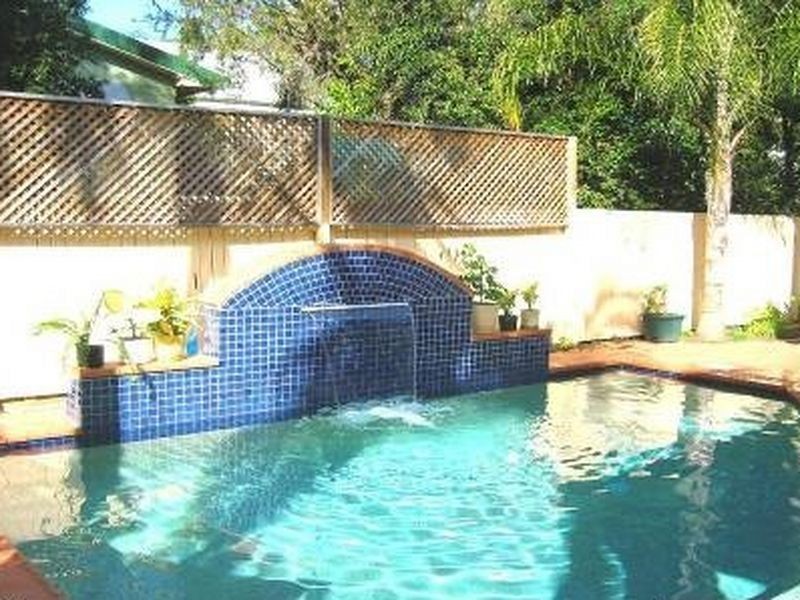 37 Virginia Avenue, Hawthorne QLD 4171