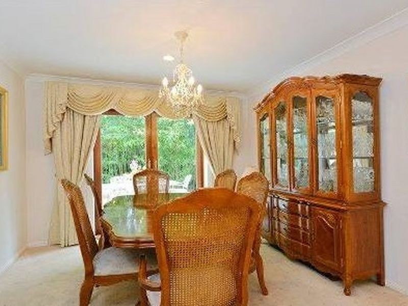 37 Virginia Avenue, Hawthorne QLD 4171