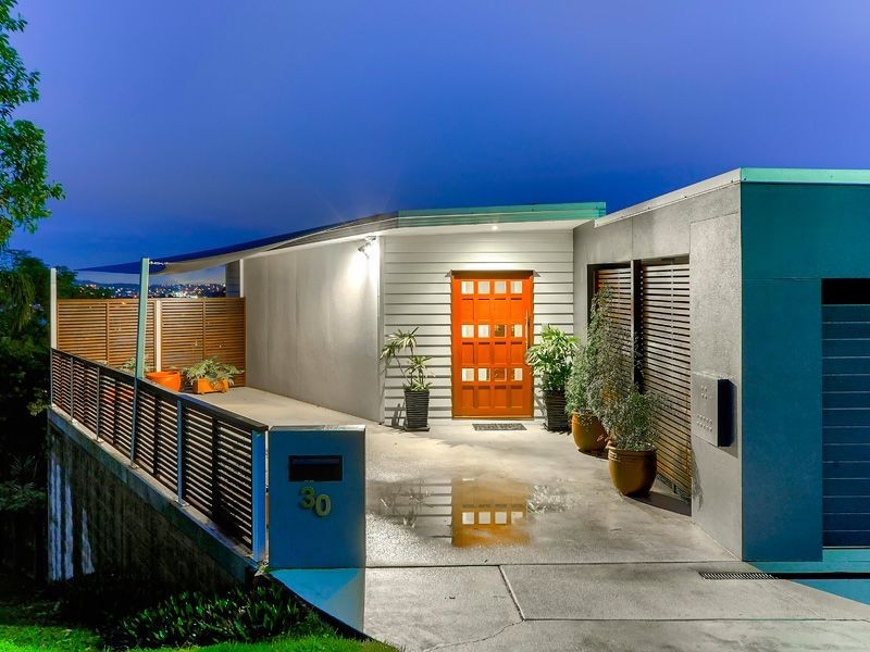 30 Quirinal Crescent, Seven Hills QLD 4170