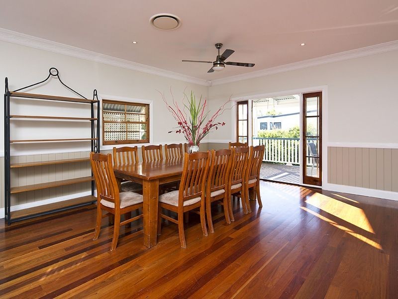 53 Leura Avenue, Hawthorne QLD 4171