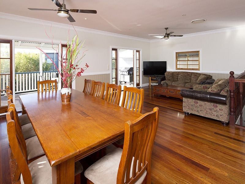 53 Leura Avenue, Hawthorne QLD 4171