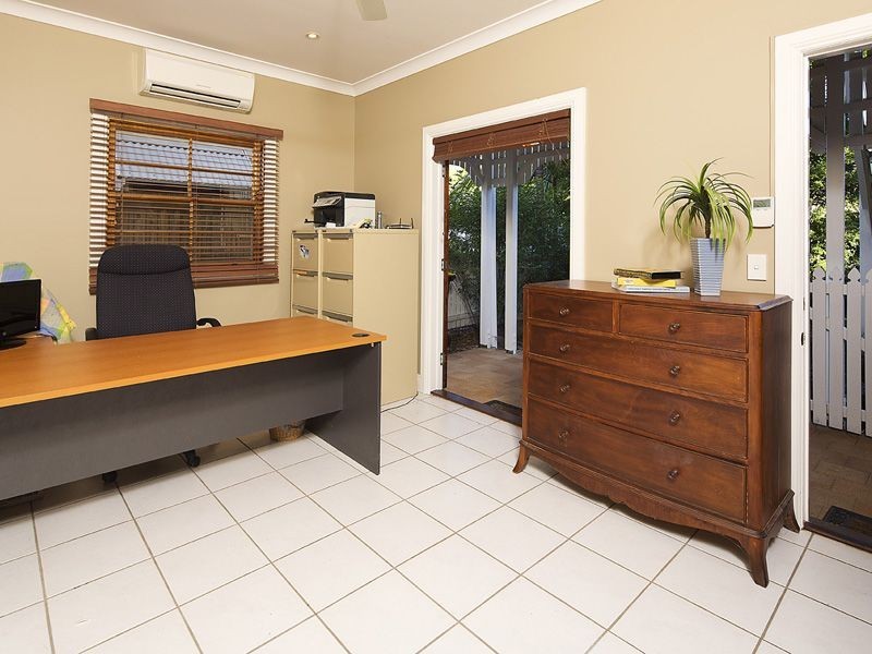 53 Leura Avenue, Hawthorne QLD 4171