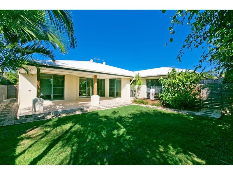 19 Trafalgar Vale Avenue, Wellington Point QLD 4160