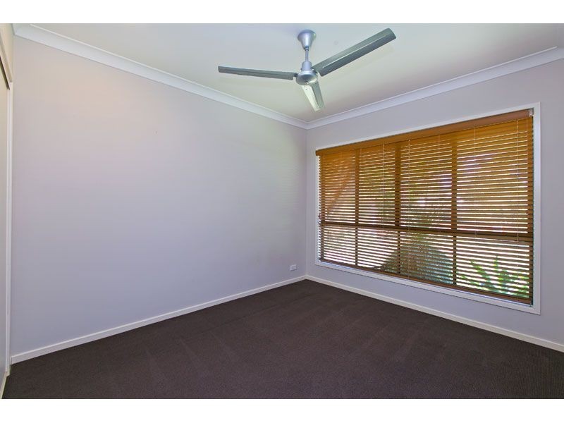 19 Trafalgar Vale Avenue, Wellington Point QLD 4160