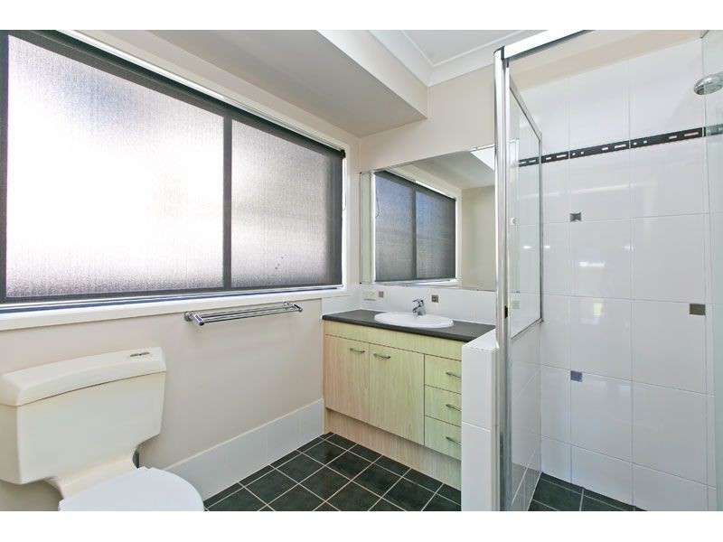 19 Trafalgar Vale Avenue, Wellington Point QLD 4160