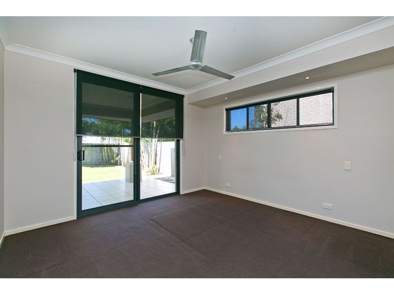 19 Trafalgar Vale Avenue, Wellington Point QLD 4160